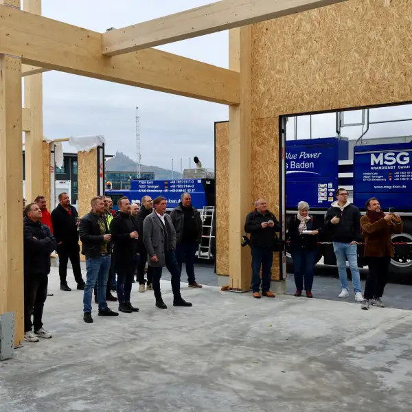 Richtfest Bisingen mit einigen Personen die vor Ort waren